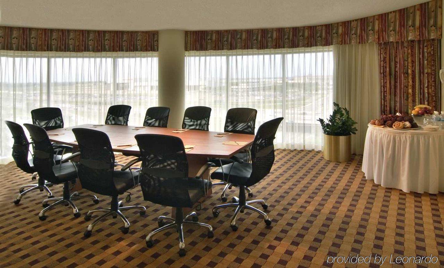 Embassy Suites By Hilton Minneapolis Airport Блумінгтон Бізнес фото